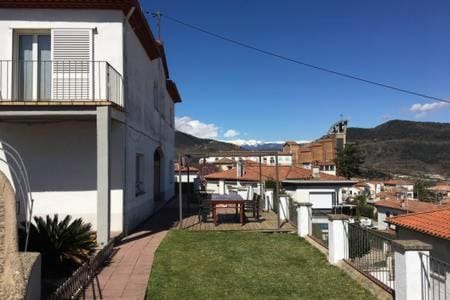 Can Costa Apartment in Olot