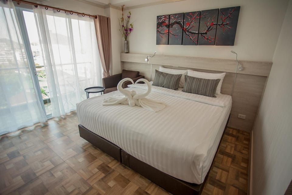 Living room, Bedroom