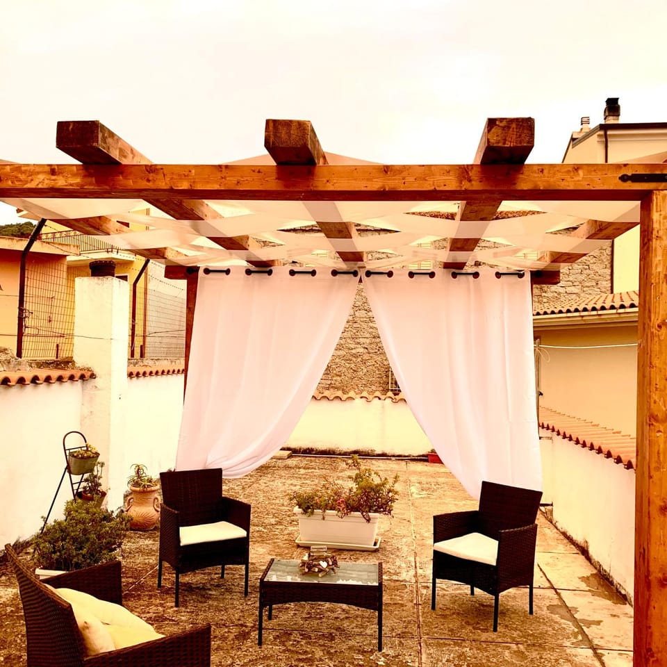 Patio, View (from property/room), Balcony/Terrace