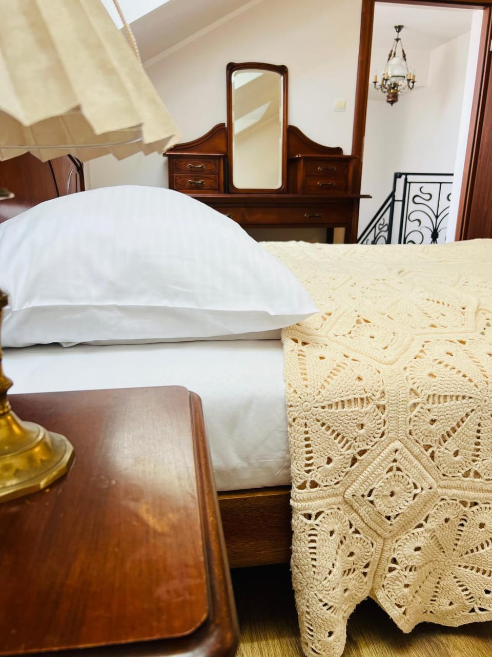 Pod Katedrą Bed and Breakfast in Masovian Voivodeship