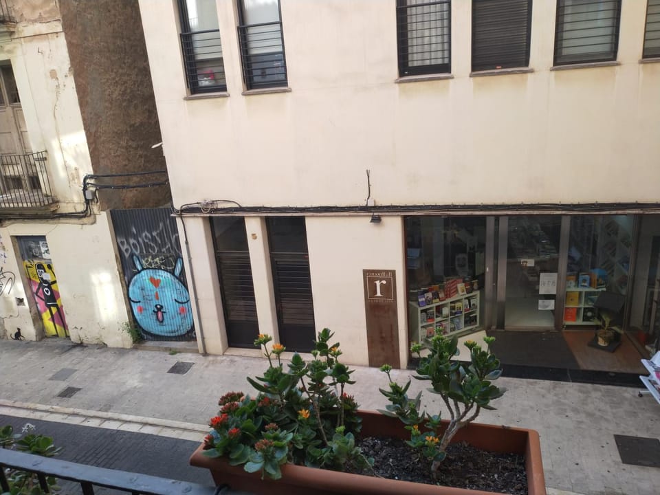 Neighbourhood