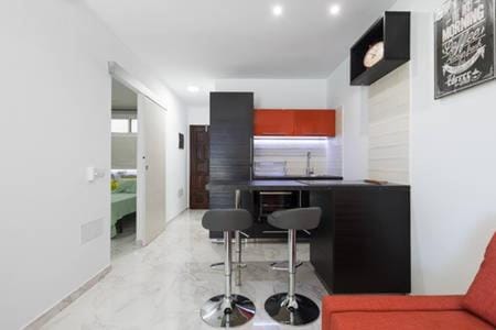 Kitchen or kitchenette, Living room, Dining area