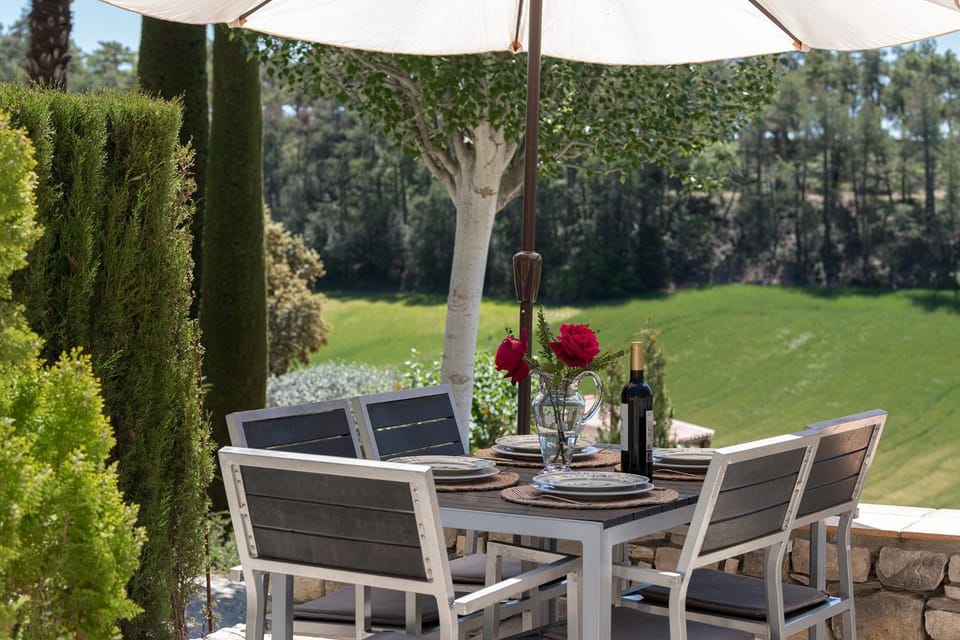 Natural landscape, Dining area, Garden view