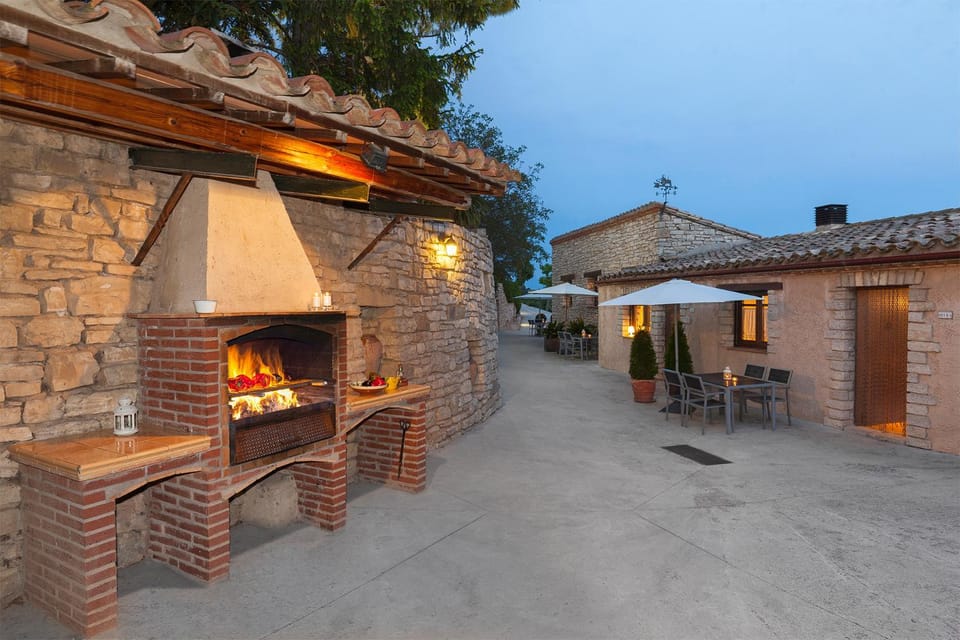 Patio, BBQ facilities, Garden, Balcony/Terrace