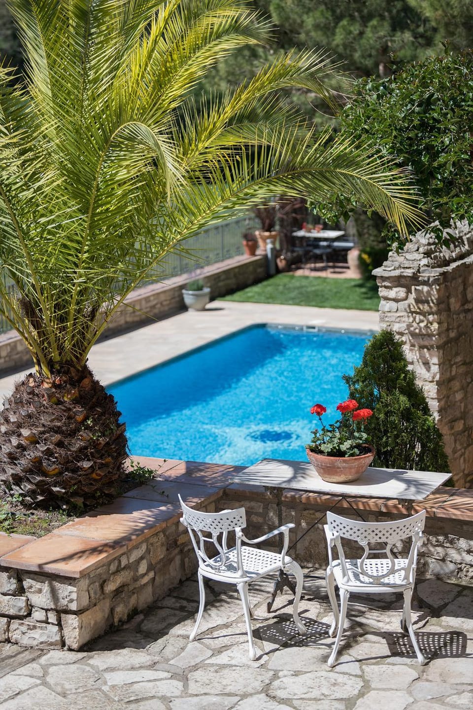 Off site, Garden