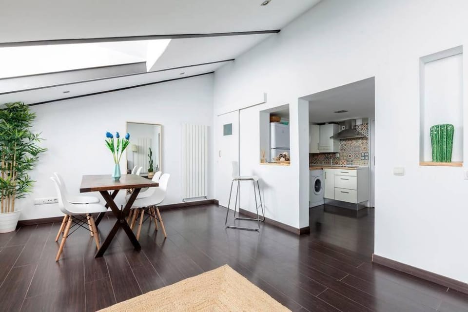 Cool Loft at Madrid heart a real finding at Malasana Apartment in Centro