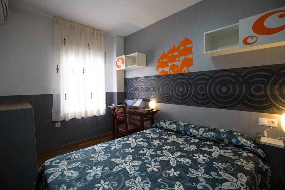Day, Photo of the whole room