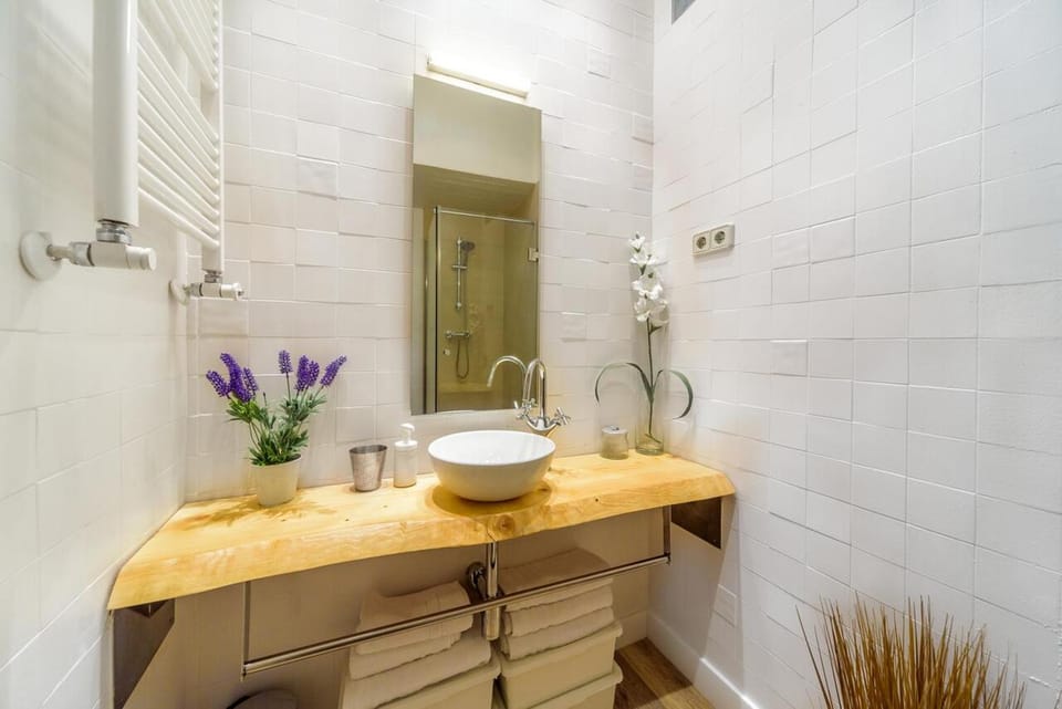 Stylish Loft at Madrid's Heart, Chueca Apartment in Centro