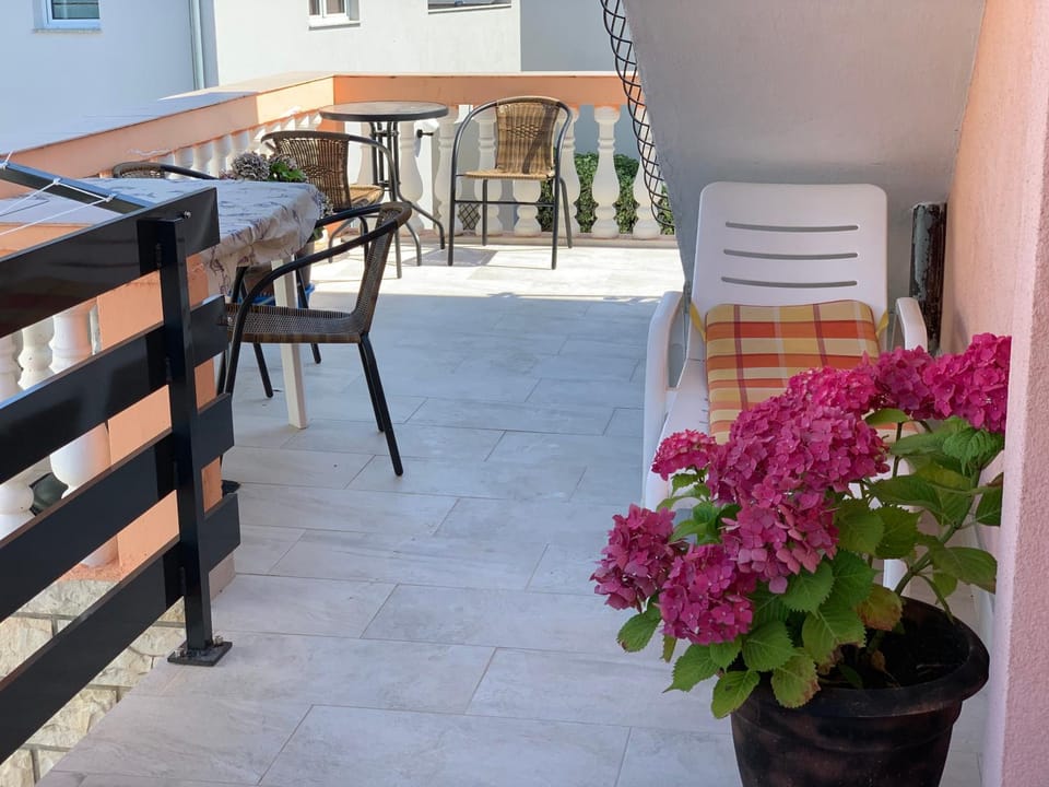 Apartman Vodice Apartment in Šibenik-Knin County, Croatia
