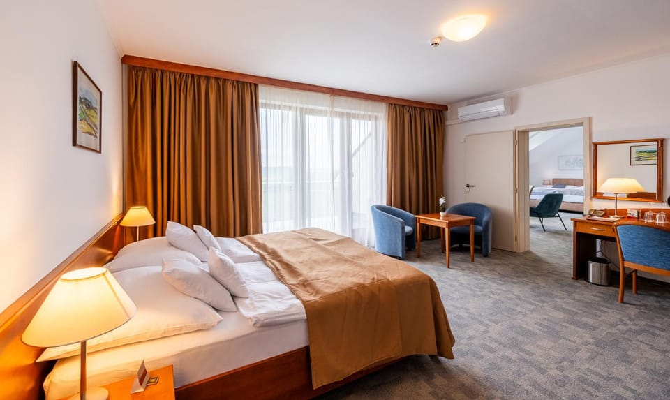 April hotel Panorama Hotel in Czechia