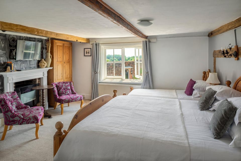 Bed, Bedroom