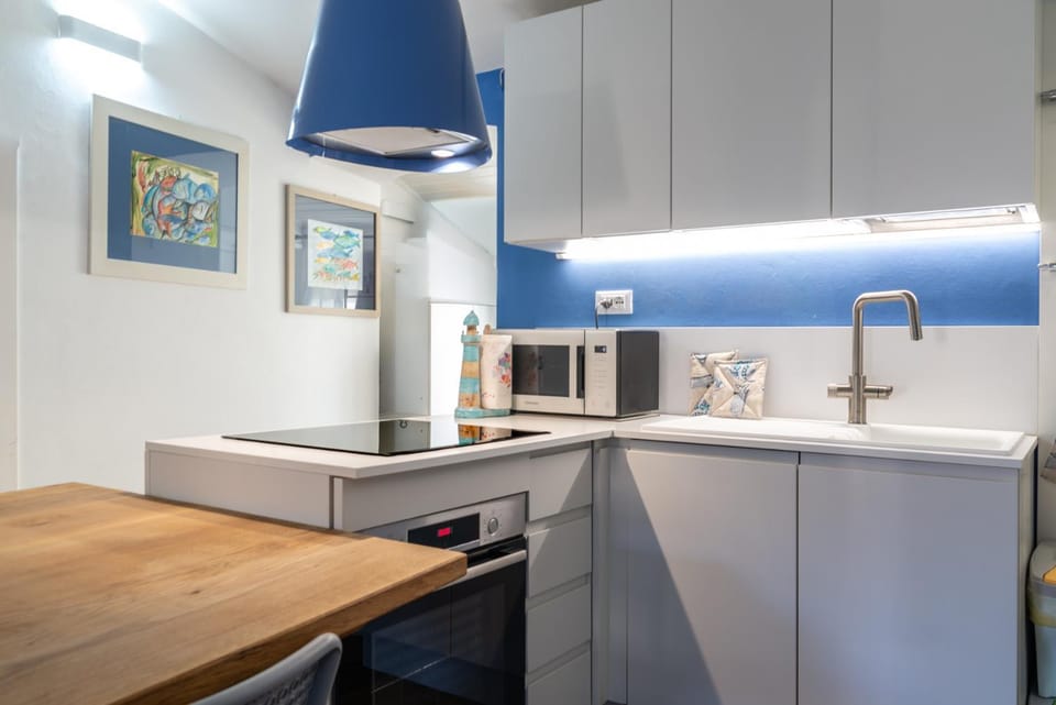 Mareblu - Goelba Apartment in Porto Azzurro