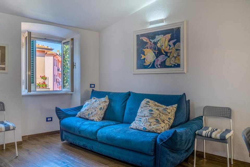 Mareblu - Goelba Apartment in Porto Azzurro
