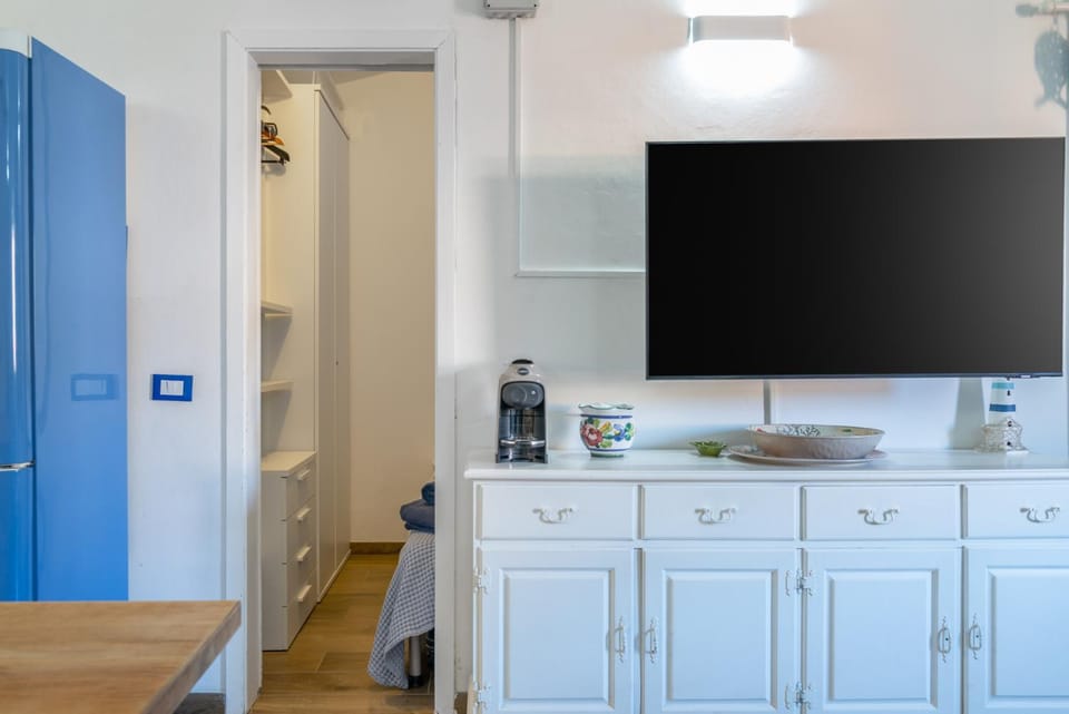 Mareblu - Goelba Apartment in Porto Azzurro