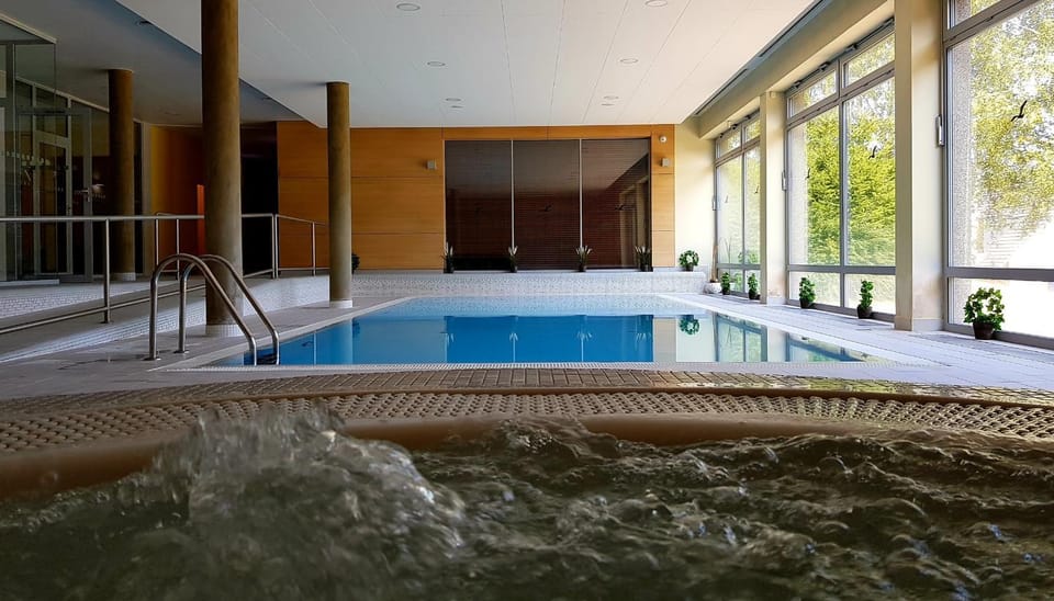 Hot Tub, Spa and wellness centre/facilities, Swimming pool