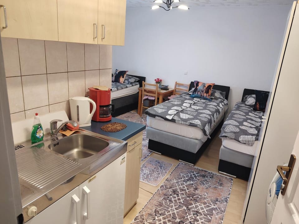 Apartmani Konta Bed and Breakfast in Split-Dalmatia County