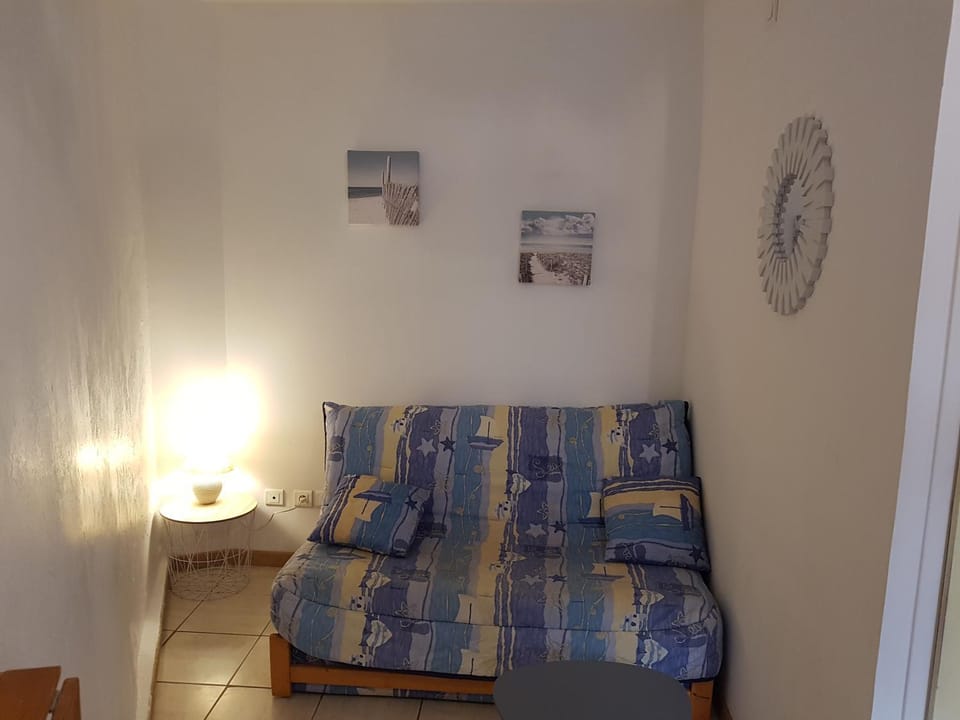 Cueva Apartment in Arles