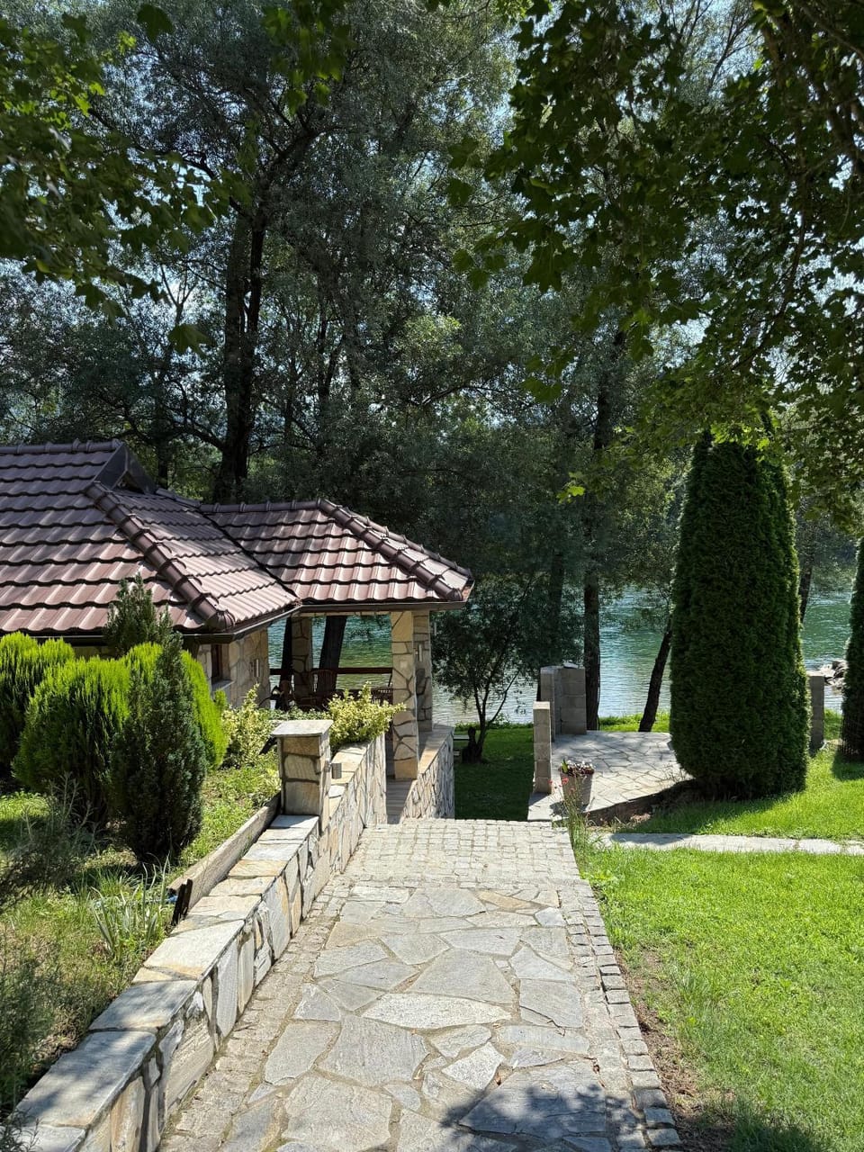 Garden, Seating area, Garden view, River view, Inner courtyard view