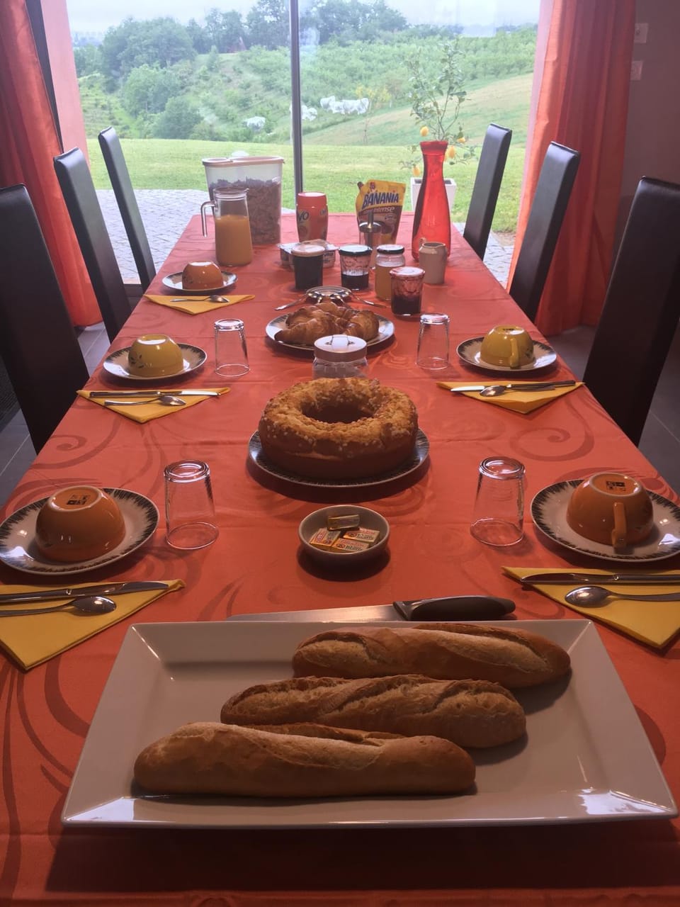 Property building, Breakfast