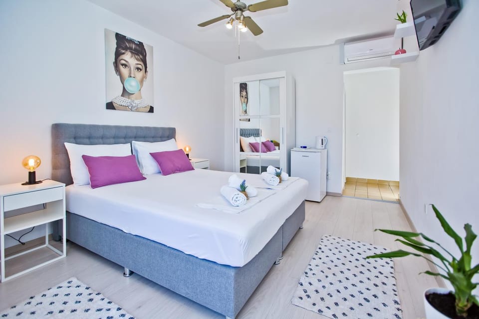 Apartments and Rooms Marija Apartment in Hvar
