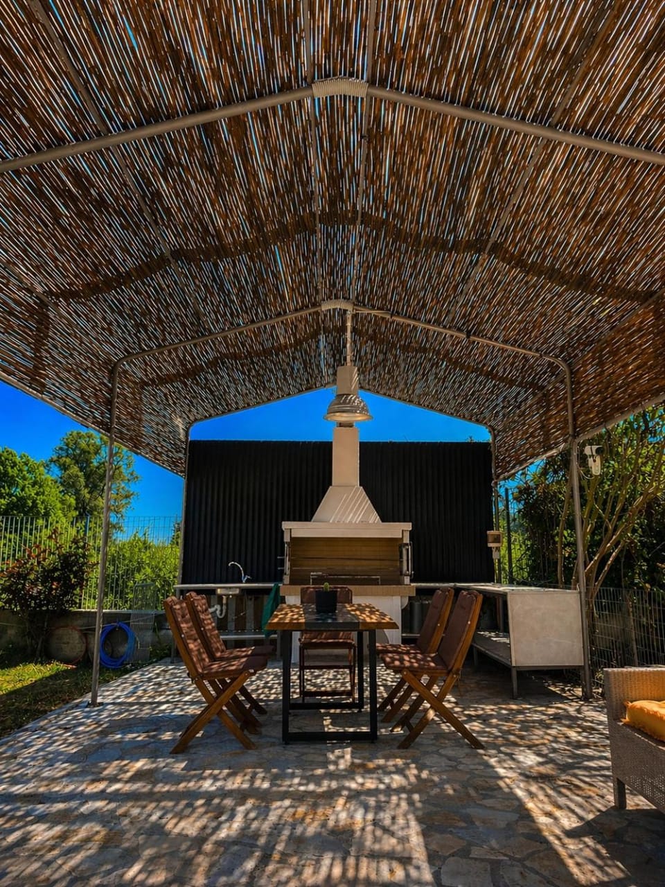 Patio, BBQ facilities, Dining area