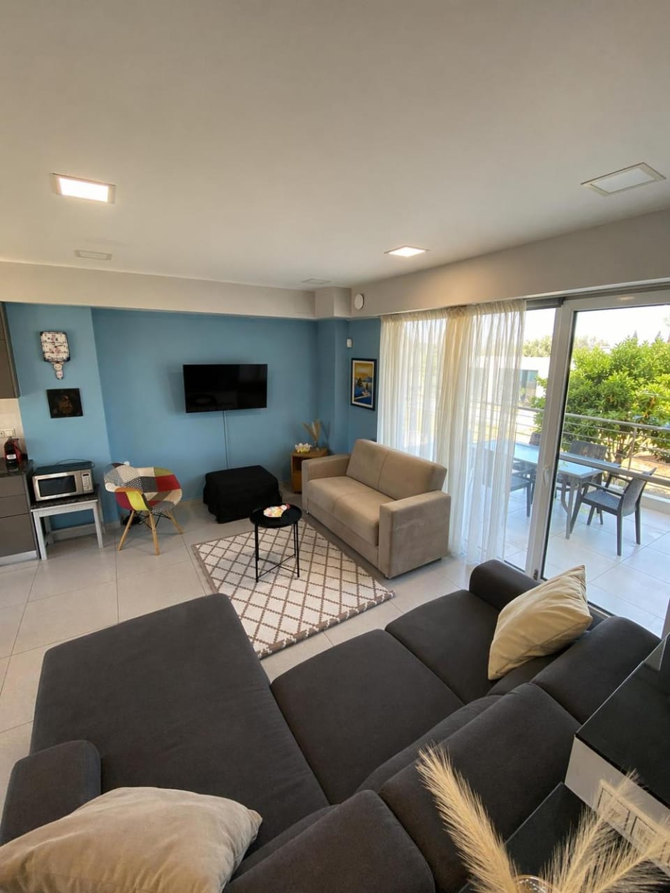 TV and multimedia, Living room, Seating area