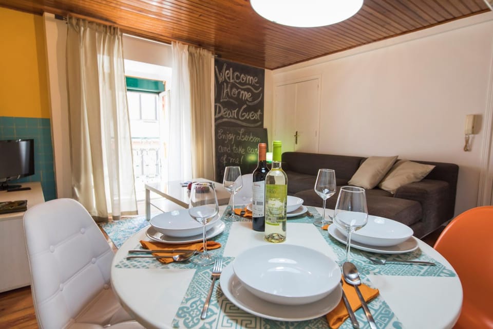 Picoas Artistic Flat Apartment in Lisbon