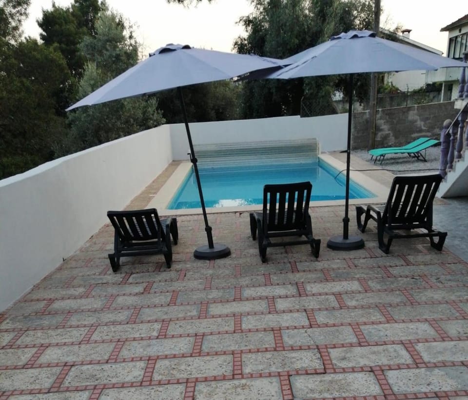 Catloc & Kitcat Alojamento Local Apartment hotel in Porto District