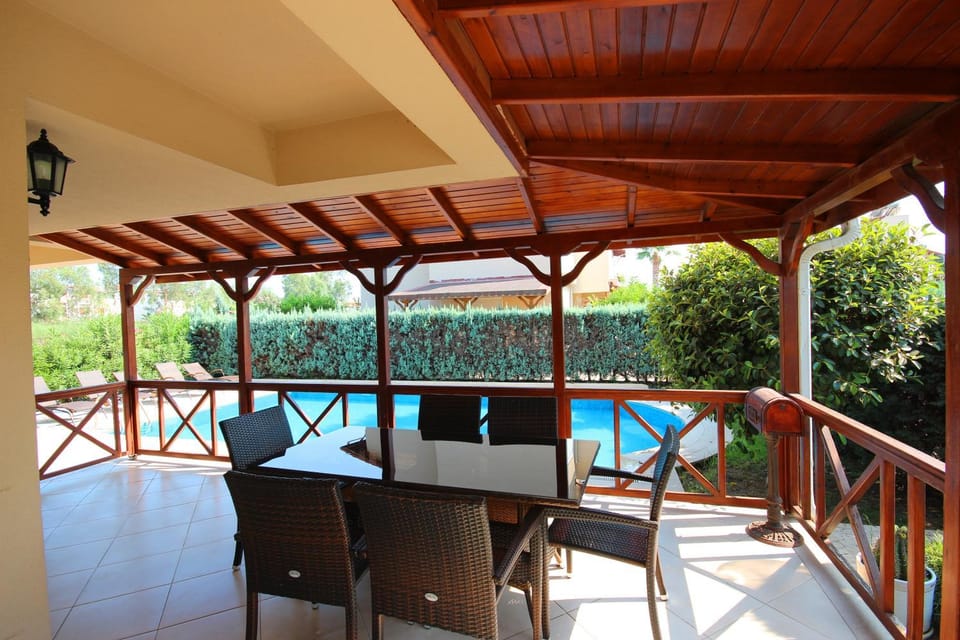 Patio, Day, View (from property/room), Balcony/Terrace, Dining area, Pool view, Swimming pool