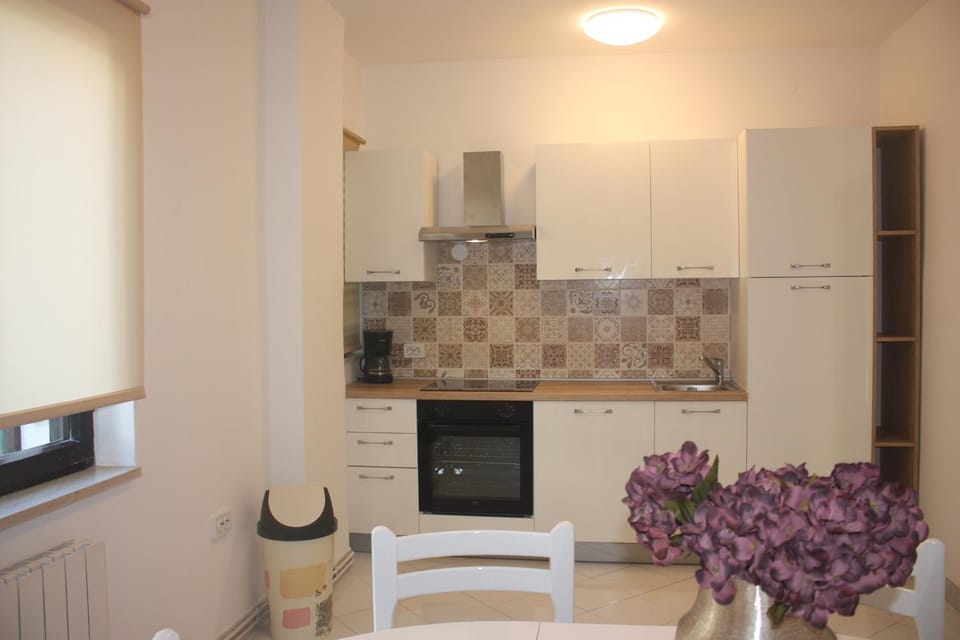 Chocolate Apartment in Pula