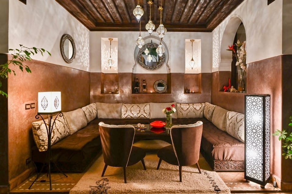Patio, Living room, Lobby or reception, Lounge or bar, Seating area, Dining area