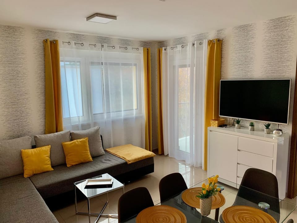 Amulett Wellness Apartman Apartment in Siófok