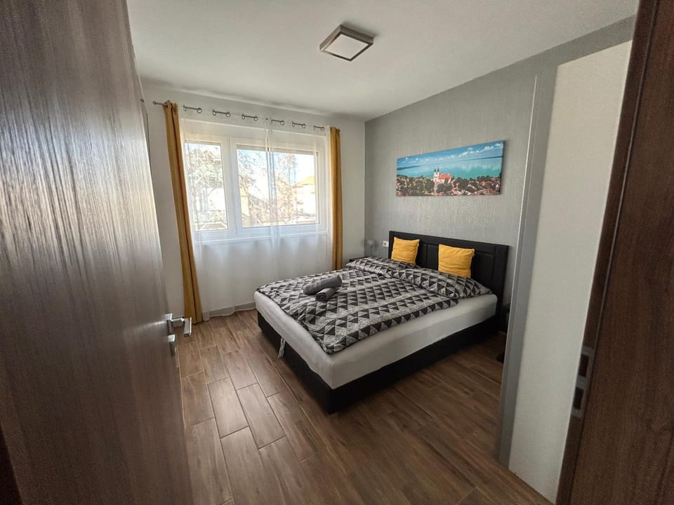 Amulett Wellness Apartman Apartment in Siófok