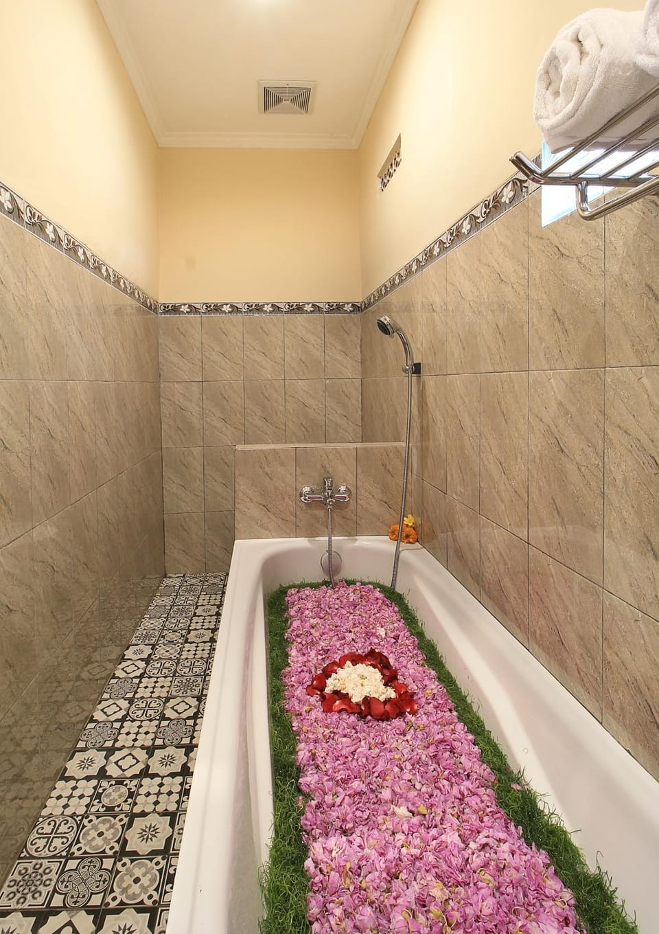 Bathroom, Bath