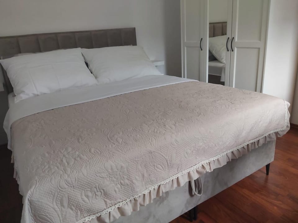 Apartment Misic Apartment in Zadar County