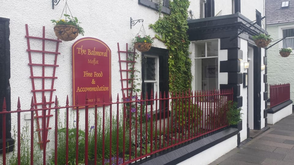 Facade/entrance, Property logo or sign