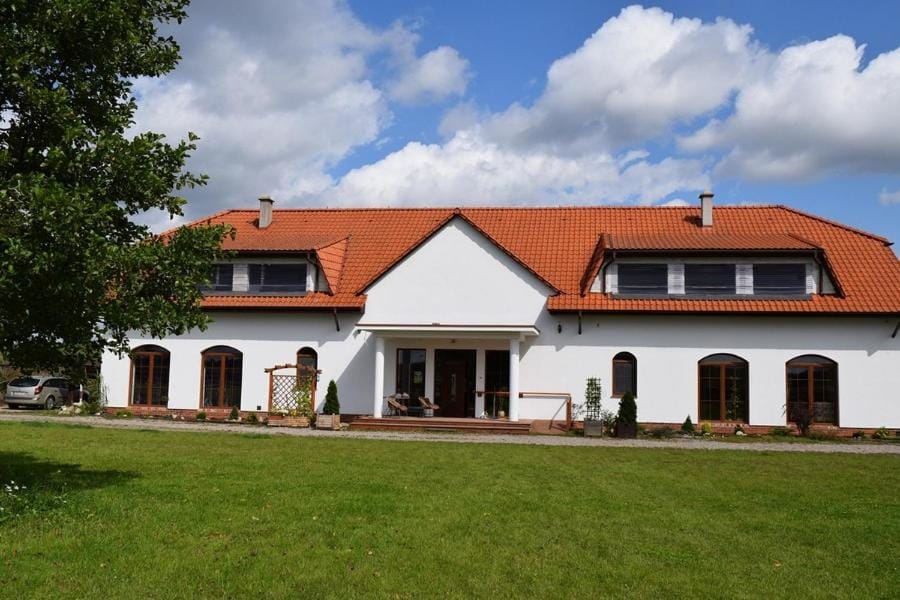 Lipowy Dwór Farm Stay in West Pomeranian Voivodeship, Poland