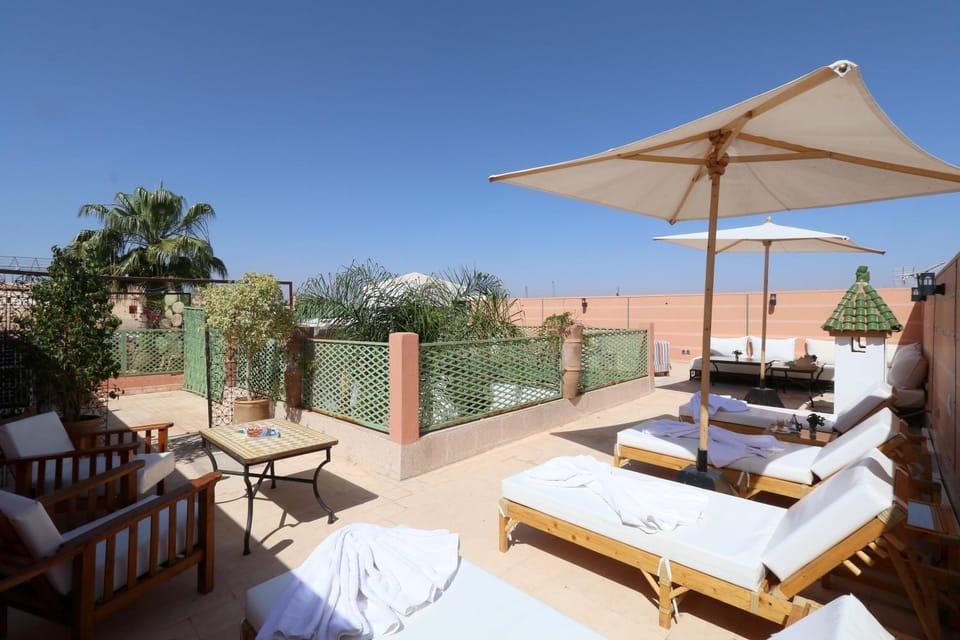 Property building, Restaurant/places to eat, Garden, View (from property/room), Lounge or bar, Food and drinks, Other, Decorative detail, City view, Garden view, Area and facilities, Swimming pool