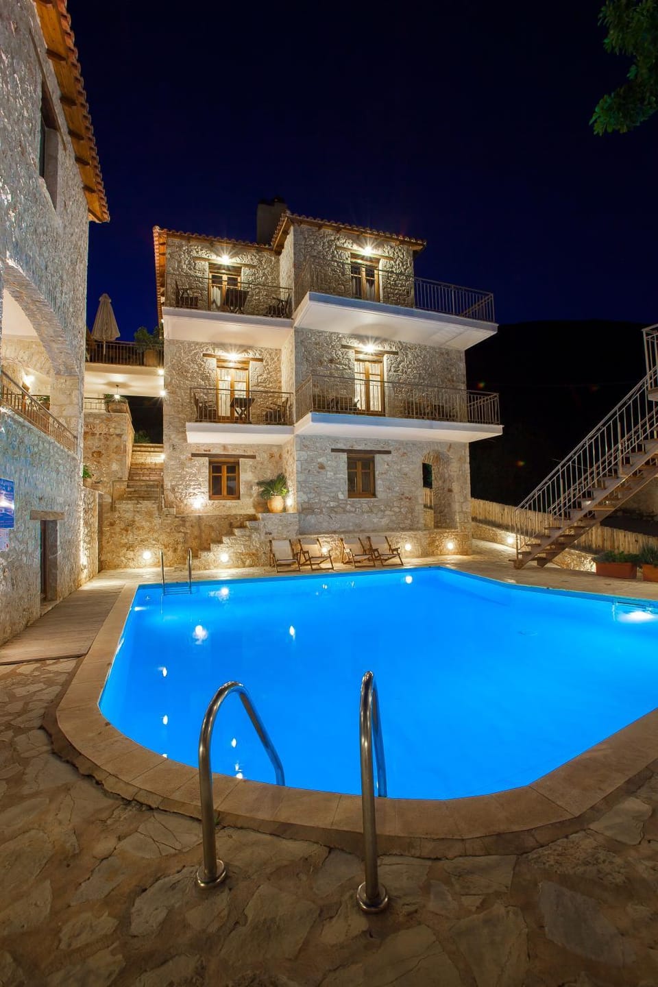 Property building, On site, Pool view, Swimming pool, Swimming pool