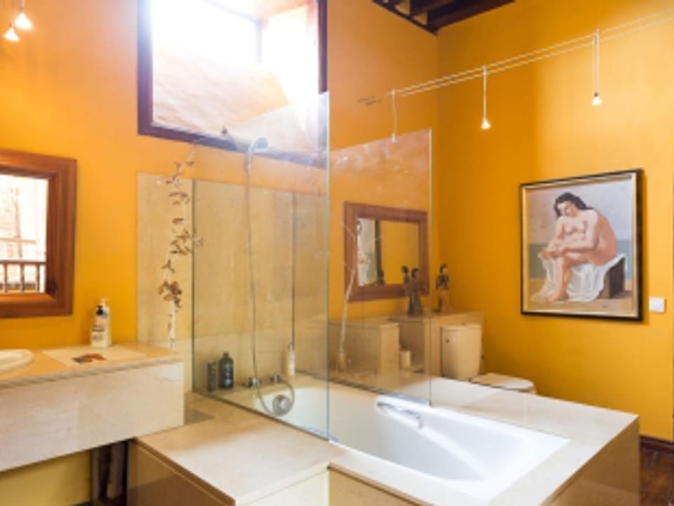 Shower, Toilet, Bathroom, Bath
