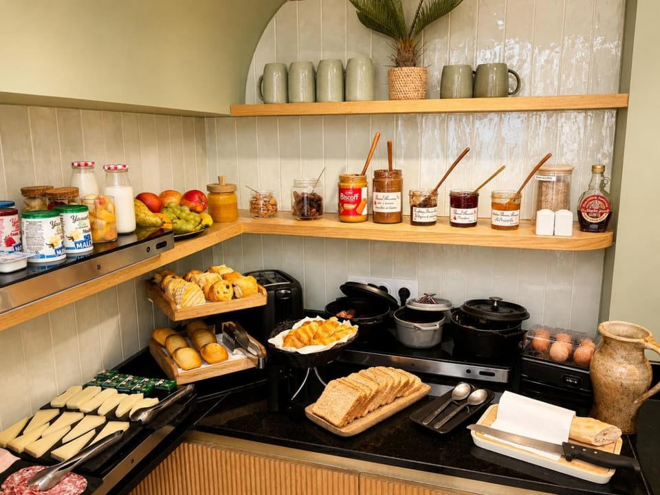 Breakfast, Buffet breakfast