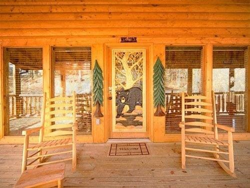 5 O' Clock Somewhere Cabin Cabin in Sevier County