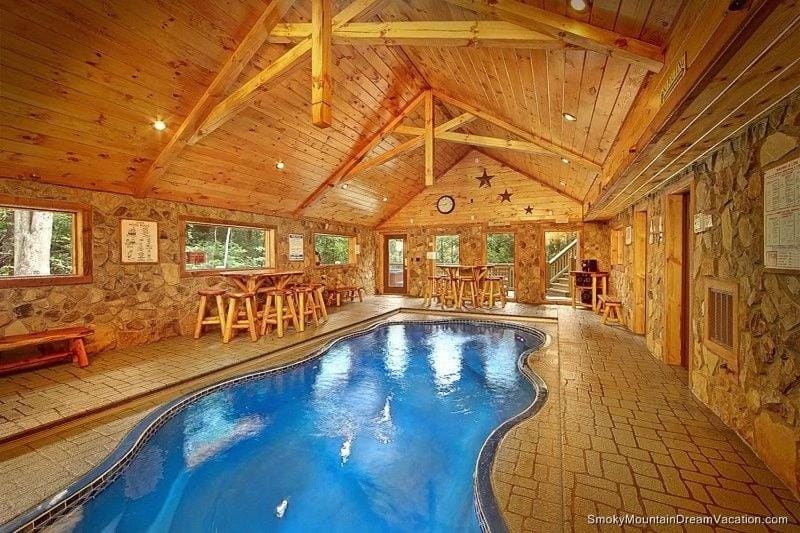 5 O' Clock Somewhere Cabin Cabin in Sevier County