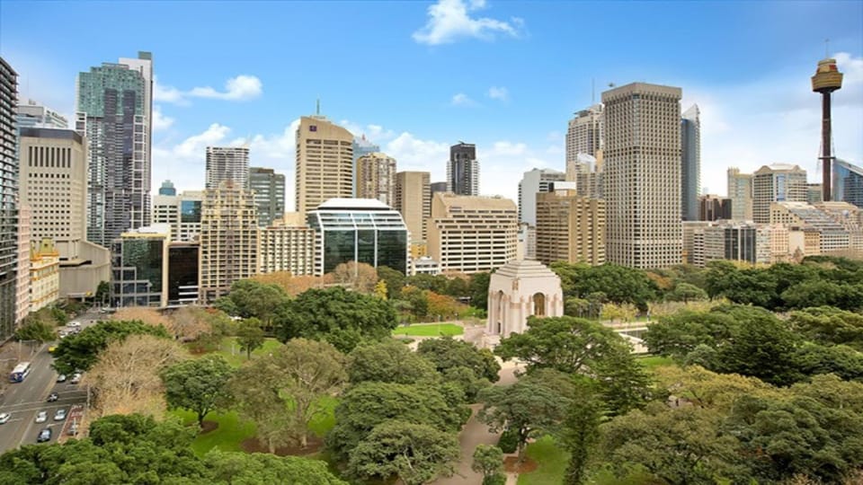 Apartment on Top of the Park Apartment in Sydney