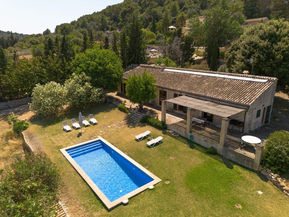Villa Aubons by Slow Villas Villa in Raiguer
