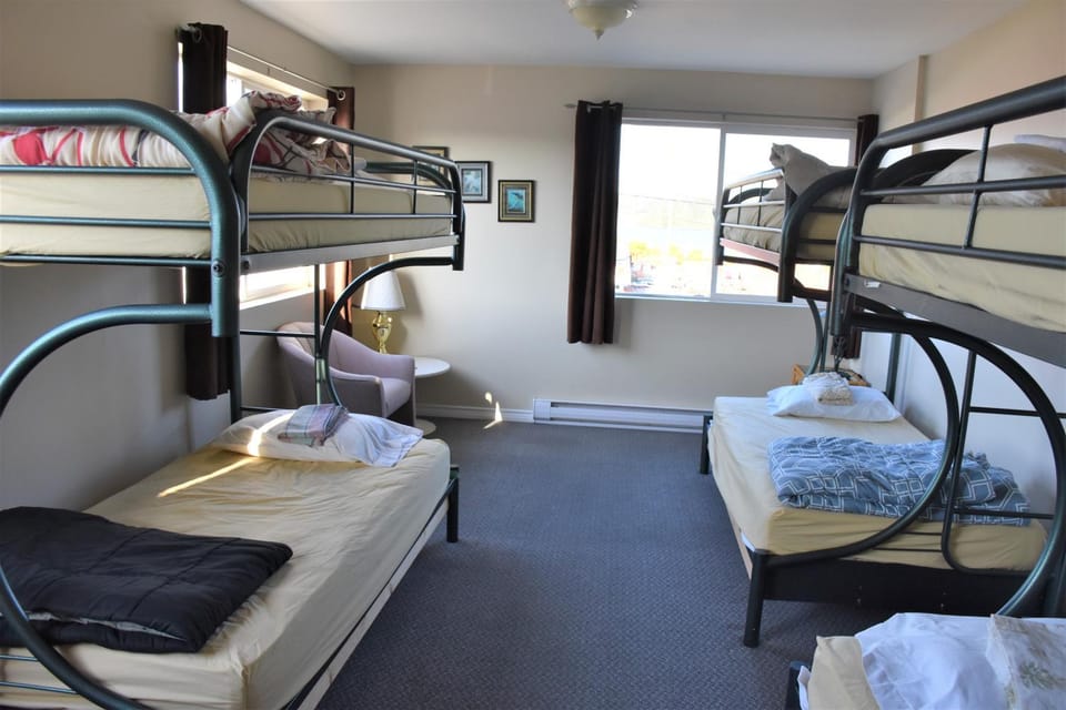 bunk bed