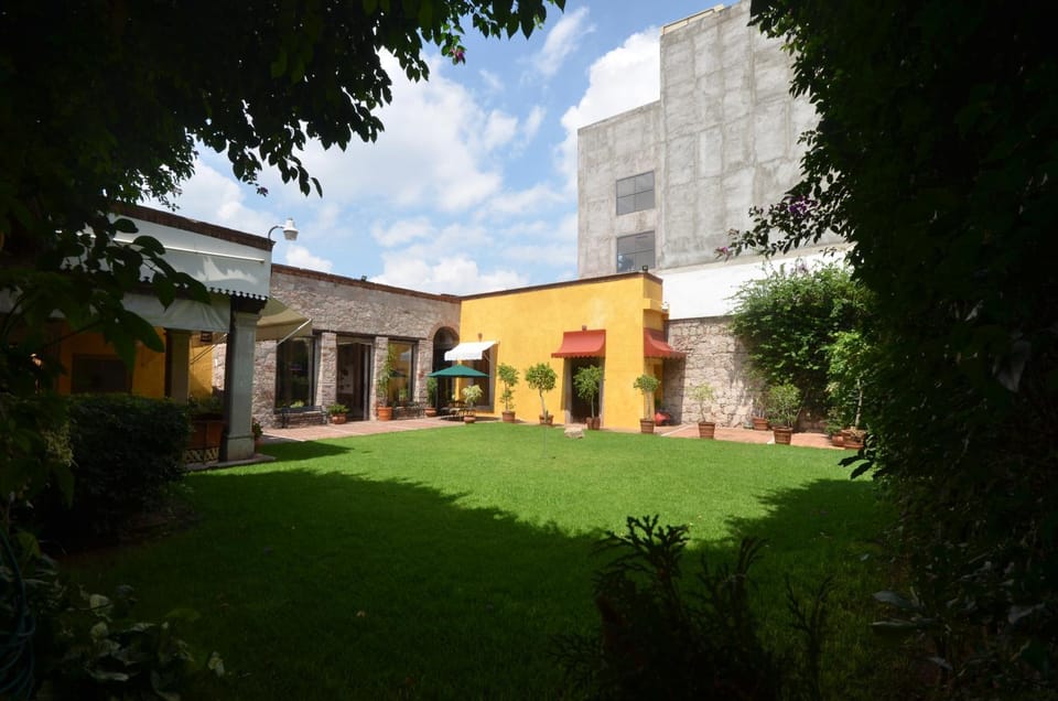 Property building, Day, Garden