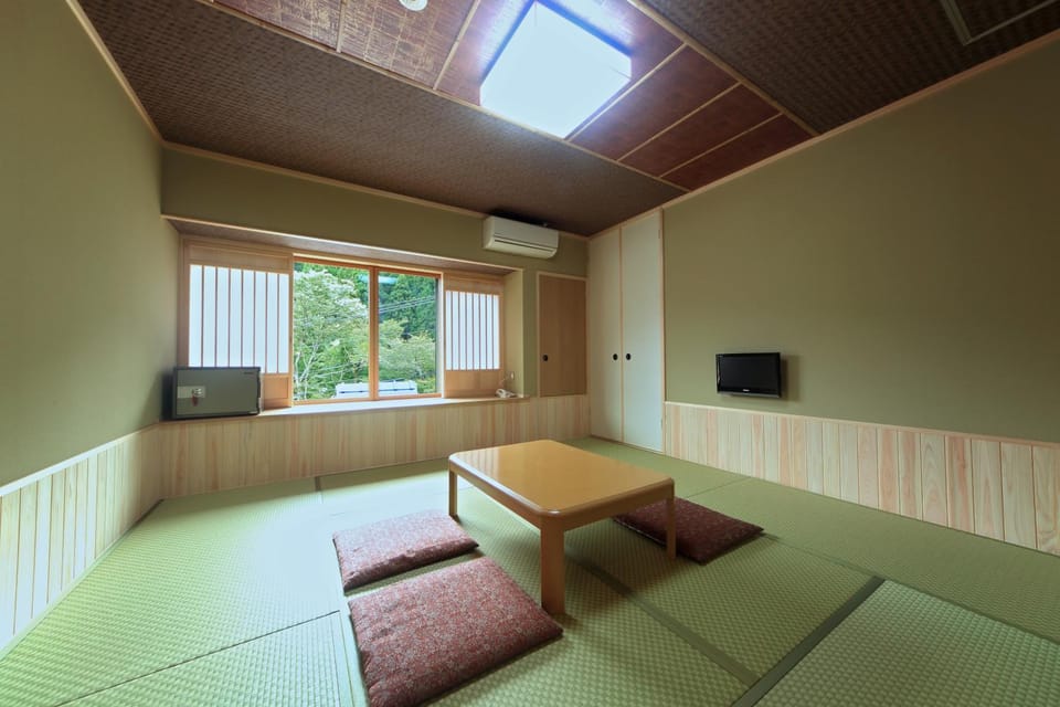 Yumoto Onsen OharaSansou Ryokan in Kyoto