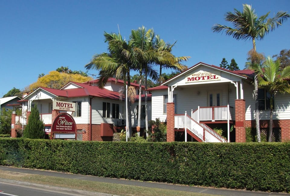 Property building, Facade/entrance, Facade/entrance