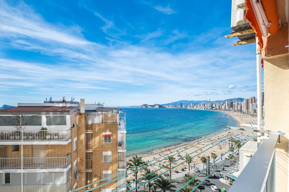 Nearby landmark, Day, Natural landscape, View (from property/room), Beach, City view, Mountain view, Sea view